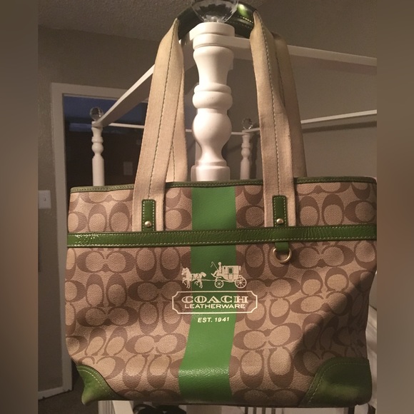 Authentic green Coach purse - Picture 3 of 3